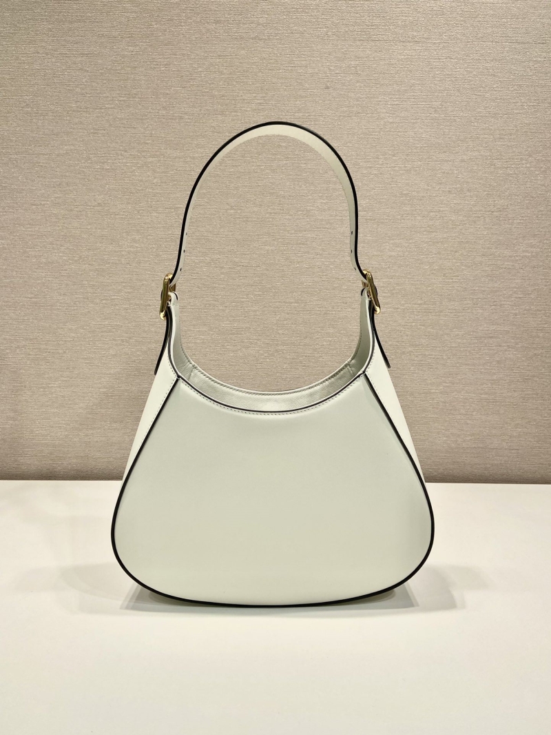 Pra*a cleo bags